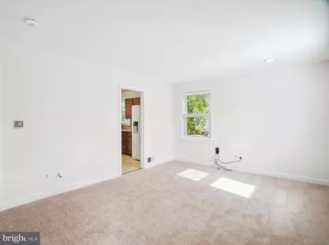 2811 Munson St, Silver Spring, MD 20902 photo 8