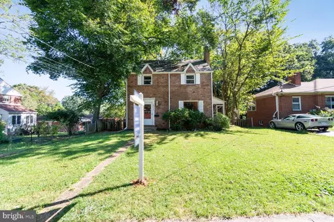 9017 Sudbury Rd, Silver Spring, MD 20901 photo 3