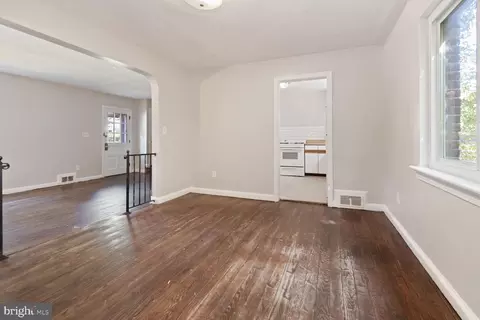 9017 Sudbury Rd, Silver Spring, MD 20901 photo 7