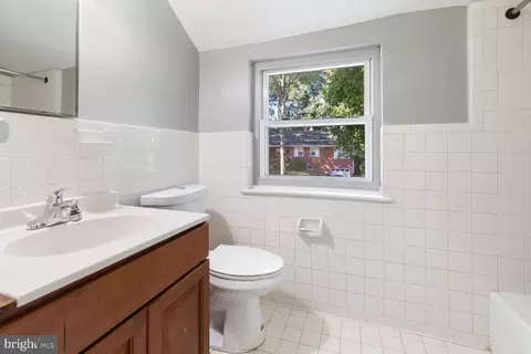 9017 Sudbury Rd, Silver Spring, MD 20901 photo 17