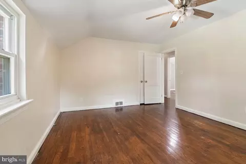 9017 Sudbury Rd, Silver Spring, MD 20901 photo 16