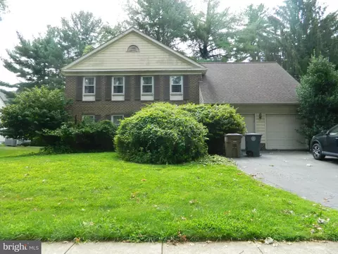 27 Farm Haven Court, Rockville, MD 20852