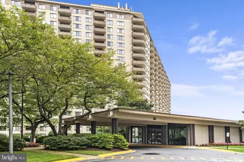 5225 Pooks Hill Rd #726S, Bethesda, MD 20814