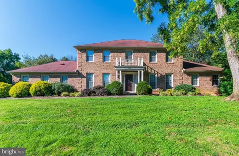 21821 Glendalough Rd, Gaithersburg, MD 20882