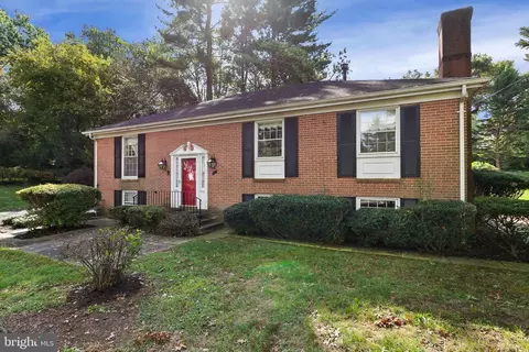 4 Locksley Ct, Silver Spring, MD 20904 photo 3