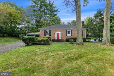 4 Locksley Ct, Silver Spring, MD 20904 photo 4