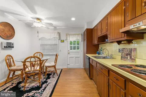 4 Locksley Ct, Silver Spring, MD 20904 photo 15