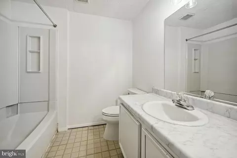 3729 Castle Ter #122-15, Silver Spring, MD 20904 photo 13