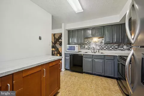 3729 Castle Ter #122-15, Silver Spring, MD 20904 photo 10