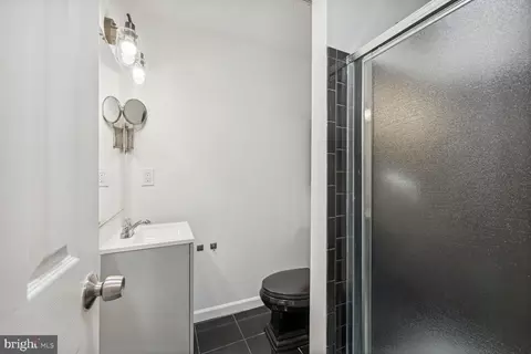 3729 Castle Ter #122-15, Silver Spring, MD 20904 photo 24