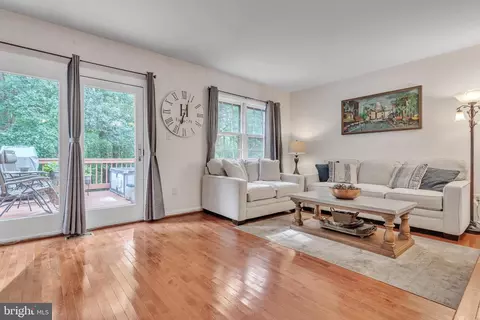 3037 Mozart Dr, Silver Spring, MD 20904 photo 10