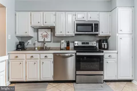 3037 Mozart Dr, Silver Spring, MD 20904 photo 4