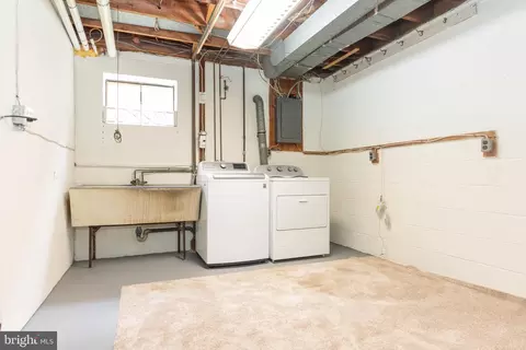 2036 Henderson Ave, Silver Spring, MD 20902 photo 59