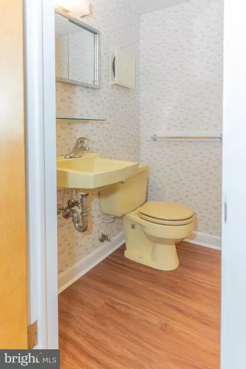 2036 Henderson Ave, Silver Spring, MD 20902 photo 56