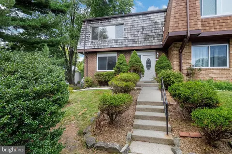 502 W Deer Park Rd #17-G, Gaithersburg, MD 20877