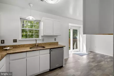 2603 Antler Ct, Silver Spring, MD 20904 photo 7