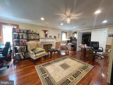 2053 Mayflower Dr, Silver Spring, MD 20905 photo 13
