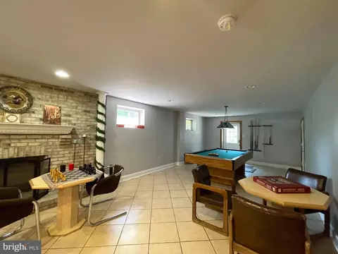 2053 Mayflower Dr, Silver Spring, MD 20905 photo 33