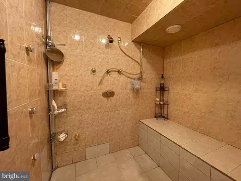 2053 Mayflower Dr, Silver Spring, MD 20905 photo 29