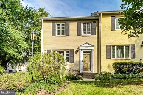 9830 Hollow Glen Pl #2562, Silver Spring, MD 20910