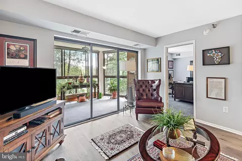 15100 Interlachen Dr #4-224, Silver Spring, MD 20906 photo 19