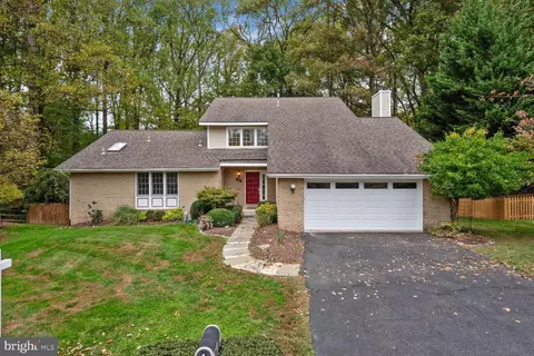 6 Flints Grove Dr, North Potomac, MD 20878