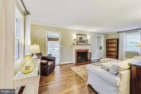 1506 Live Oak Dr, Silver Spring, MD 20910 photo 9