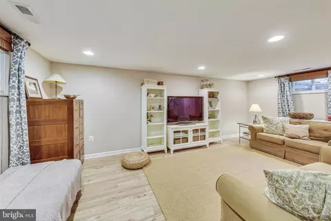 1506 Live Oak Dr, Silver Spring, MD 20910 photo 38