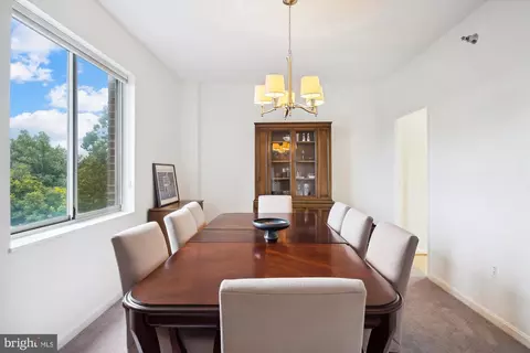2904 N Leisure World Blvd #504, Silver Spring, MD 20906