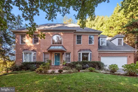 11512 Darnestown Rd, Gaithersburg, MD 20878