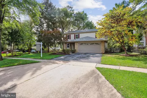 12032 Cheyenne Rd, Gaithersburg, MD 20878