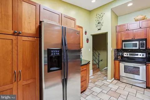 412 Sisson Ct, Silver Spring, MD 20902 photo 10