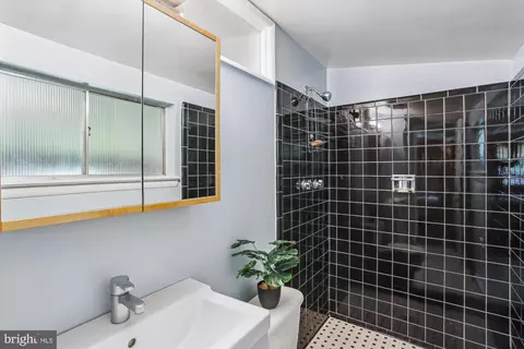 412 Sisson Ct, Silver Spring, MD 20902 photo 28