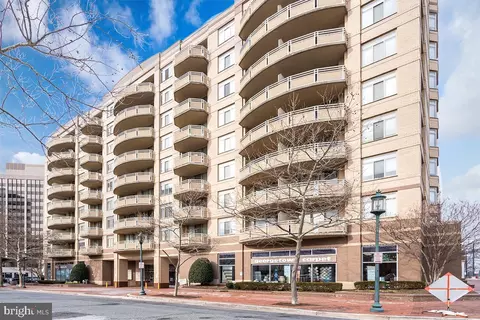 4801 Fairmont Ave #506, Bethesda, MD 20814