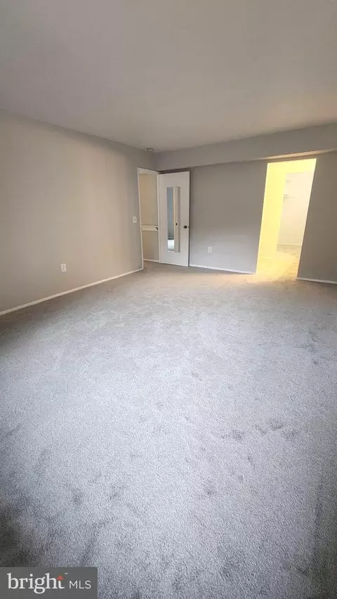3158 Adderley Ct #242-B, Silver Spring, MD 20906 photo 17