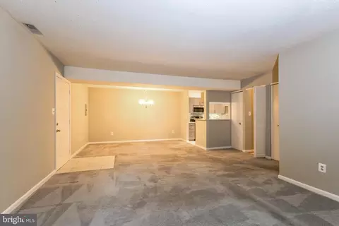 1605 Carriage House Ter #1605-E, Silver Spring, MD 20904 photo 9