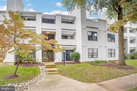 1605 Carriage House Ter #1605-E, Silver Spring, MD 20904