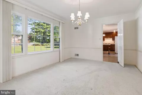 2417 E Gate Dr, Silver Spring, MD 20906 photo 7