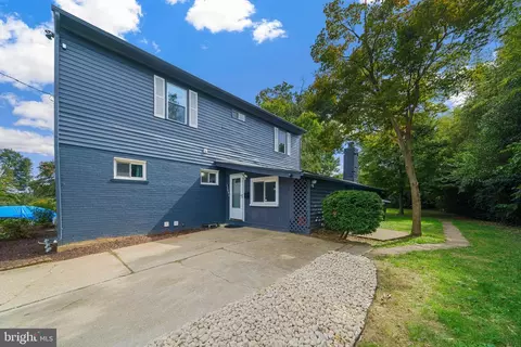 12001 Galena Rd, Rockville, MD 20852