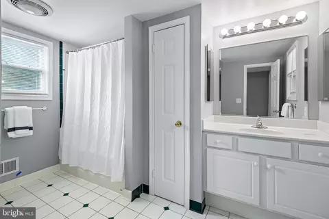 621 Hollywood Ave, Silver Spring, MD 20904 photo 20