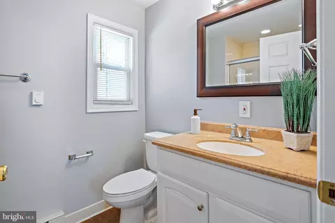 621 Hollywood Ave, Silver Spring, MD 20904 photo 12