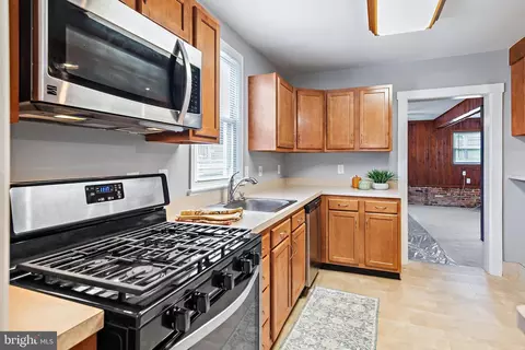 621 Hollywood Ave, Silver Spring, MD 20904 photo 6