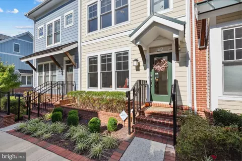 69 Ellsworth Heights St, Silver Spring, MD 20910 photo 2