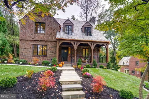 5602 York Ln, Bethesda, MD 20814