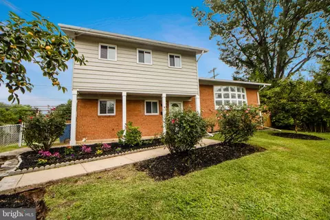 10911 Breewood Ct, Silver Spring, MD 20901 photo 2