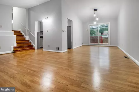 10911 Breewood Ct, Silver Spring, MD 20901 photo 9