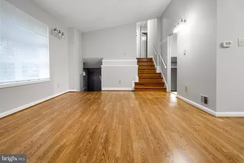 10911 Breewood Ct, Silver Spring, MD 20901 photo 8
