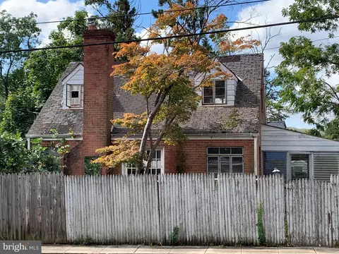 6008 Bryn Mawr Ave, Glen Echo, MD 20812