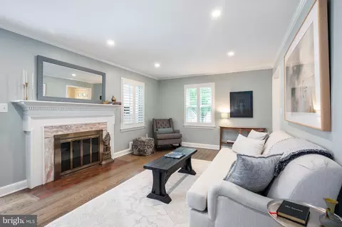 9605 Sutherland Rd, Silver Spring, MD 20901 photo 7