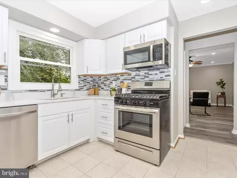 17455 Macduff Ave, Olney, MD 20832 photo 12